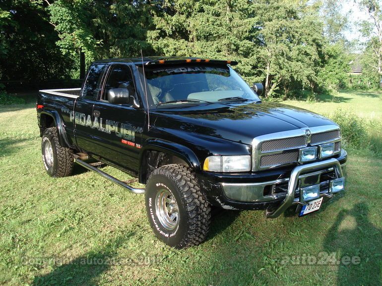 Dodge RAM 1500 Sport MAGNUM 5.2 V8 186kW - auto24.ee