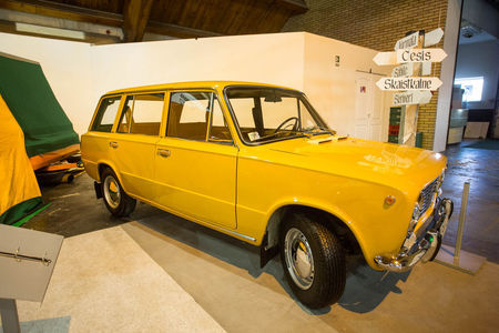 Vaz-2102 haagisega Skif. Foto: Tarmo Riisenberg