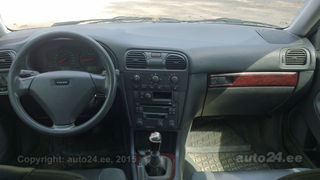 Volvo V40 1.6 R4 80kW