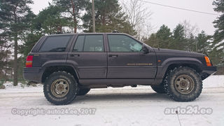 Jeep Grand Cherokee Limited 5.2 V8 156kW