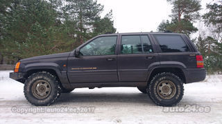 Jeep Grand Cherokee Limited 5.2 V8 156kW
