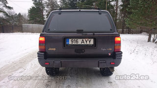 Jeep Grand Cherokee Limited 5.2 V8 156kW