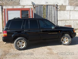 Jeep Grand Cherokee Limited 5.2 V8 156kW