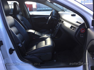 Volvo XC70 cross country 2.4 136kW