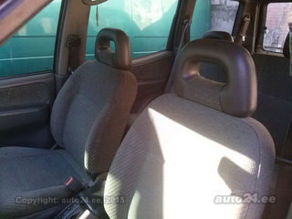 Nissan Terrano 2.4 R4 91kW