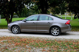 Volvo S80 AWD SUMMUM MY07 4.4 V8 232kW