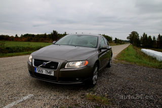 Volvo S80 AWD SUMMUM MY07 4.4 V8 232kW