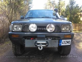 Toyota 4-Runner HILUX SURF 2.4 TD 66kW