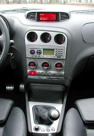 Alfa Romeo 156 GTA 3.2 v6 doche 184kW - auto24.ee Alfa Romeo 156 GTA 3.2 v6 doche 184kW - auto24.ee