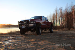 Dodge RAM Offroad lifted 5.9 v8 180kW