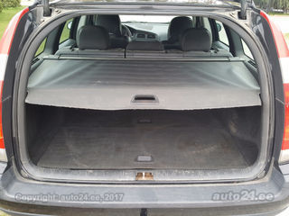 Volvo V70 Estate 2.4 125kW