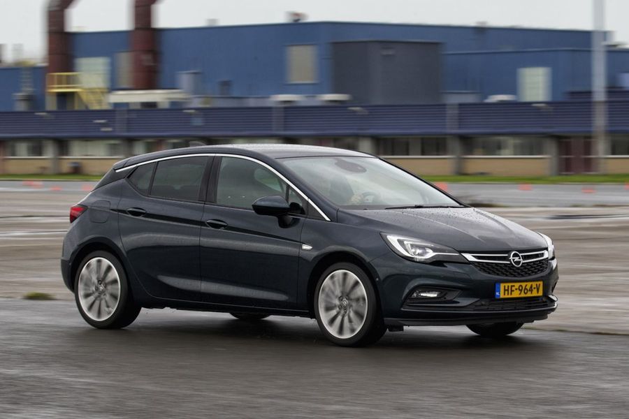 Сравнение динамики с Golf GTI